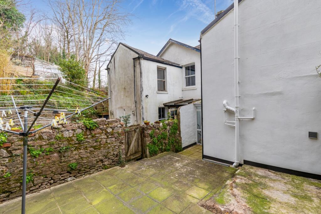 A04 - 50 Parkfield Road, Torquay - 250319