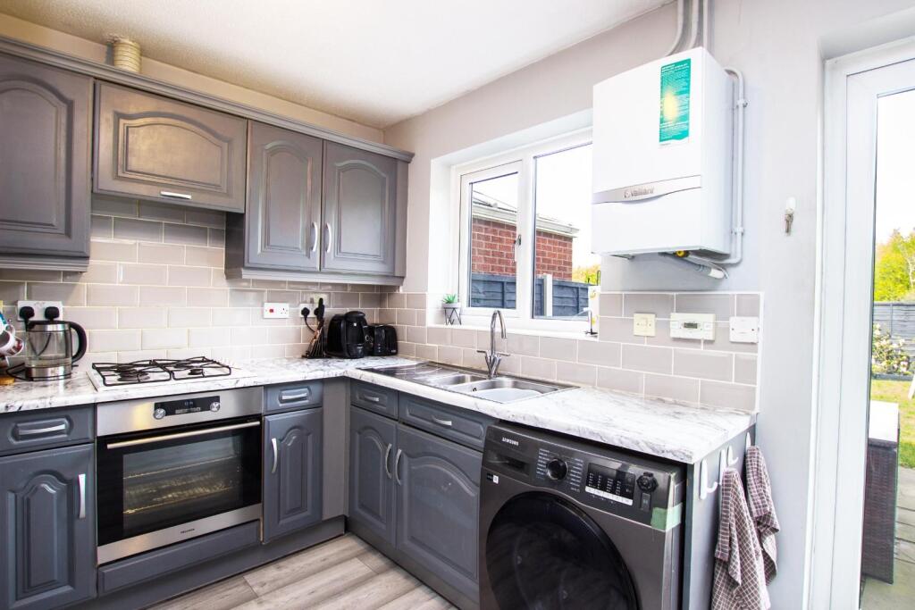 Aintree Drive (12).jpg