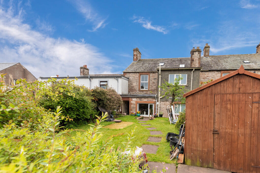 Rear Aspect and G...