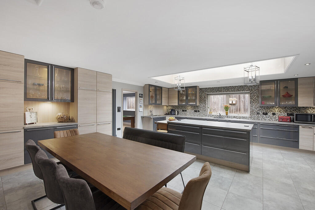 67 Horsecroft Roa...