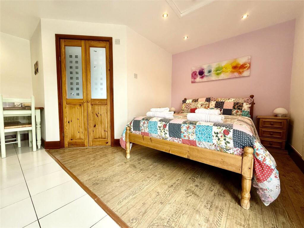 Annexe Living Area