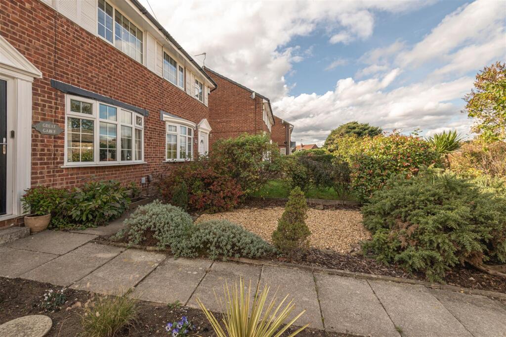Front Patio &amp; Garden