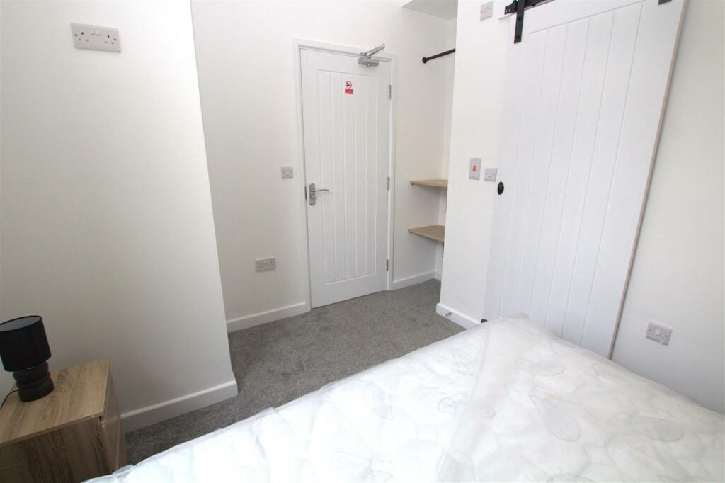 room 2 from wondow .jpg