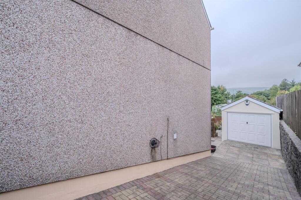 14 Clifton Terrace-22.jpg