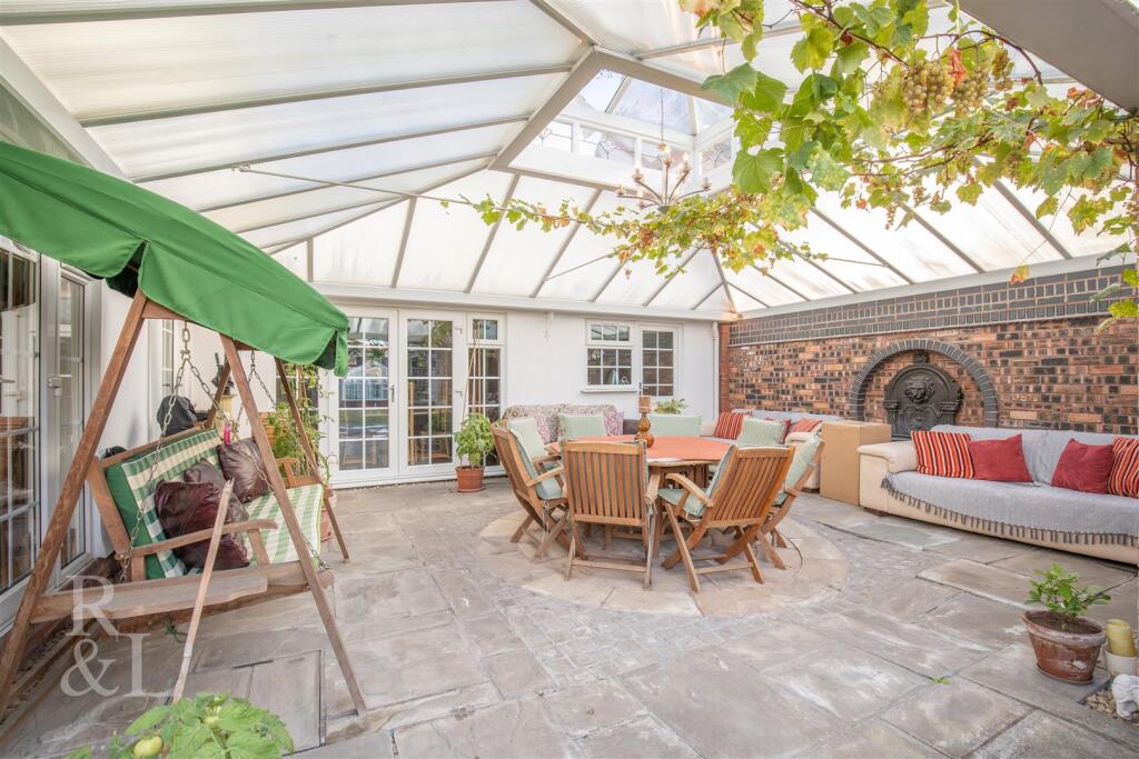 26 Lloyd Hill (48).jpg