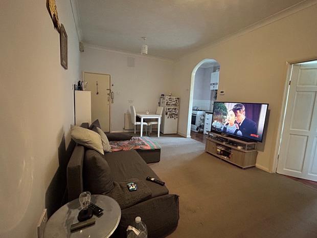 Flat 4, 93 High SS Lounge 1