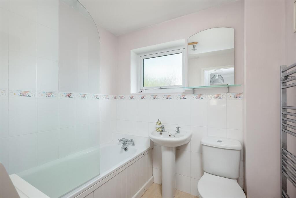 Homend Cottage 1684-11.jpg