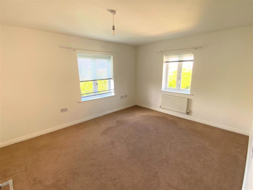 62 Cavendish Crescent Bedroom 1