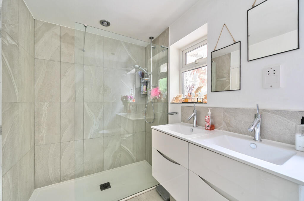 1302854-13-68494e...