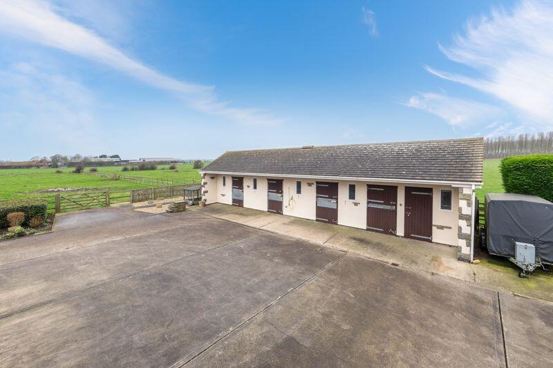 Stables/outbuildings