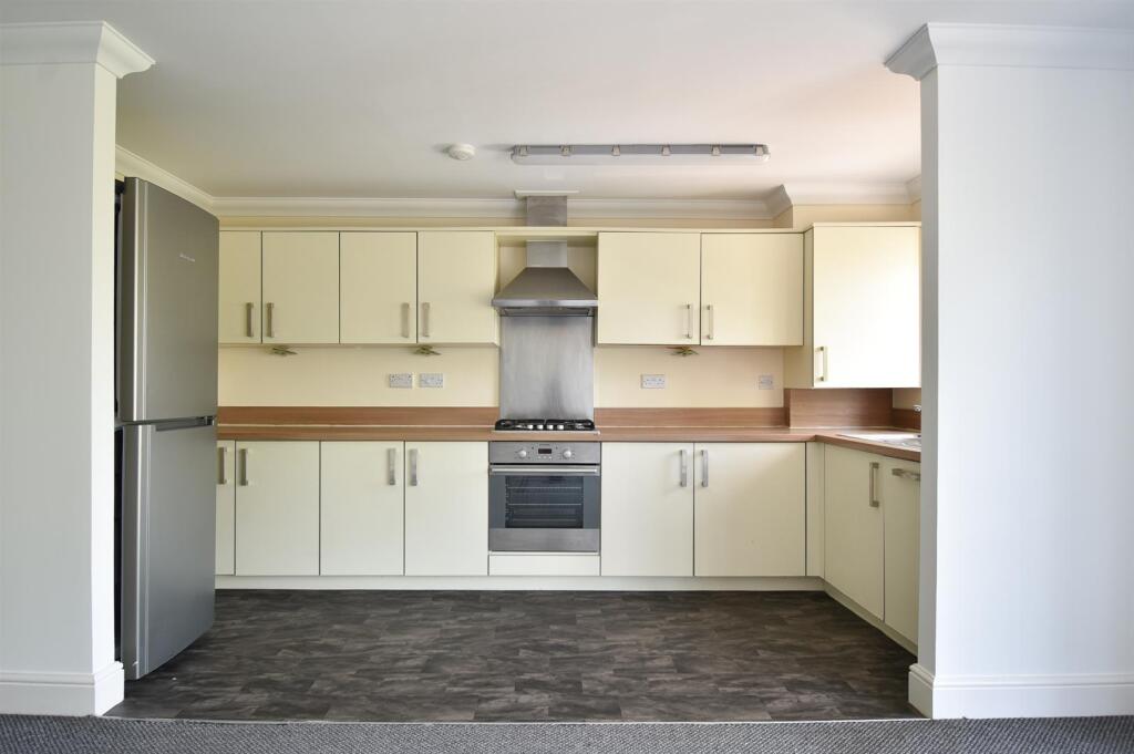 Living room &amp; kitchen