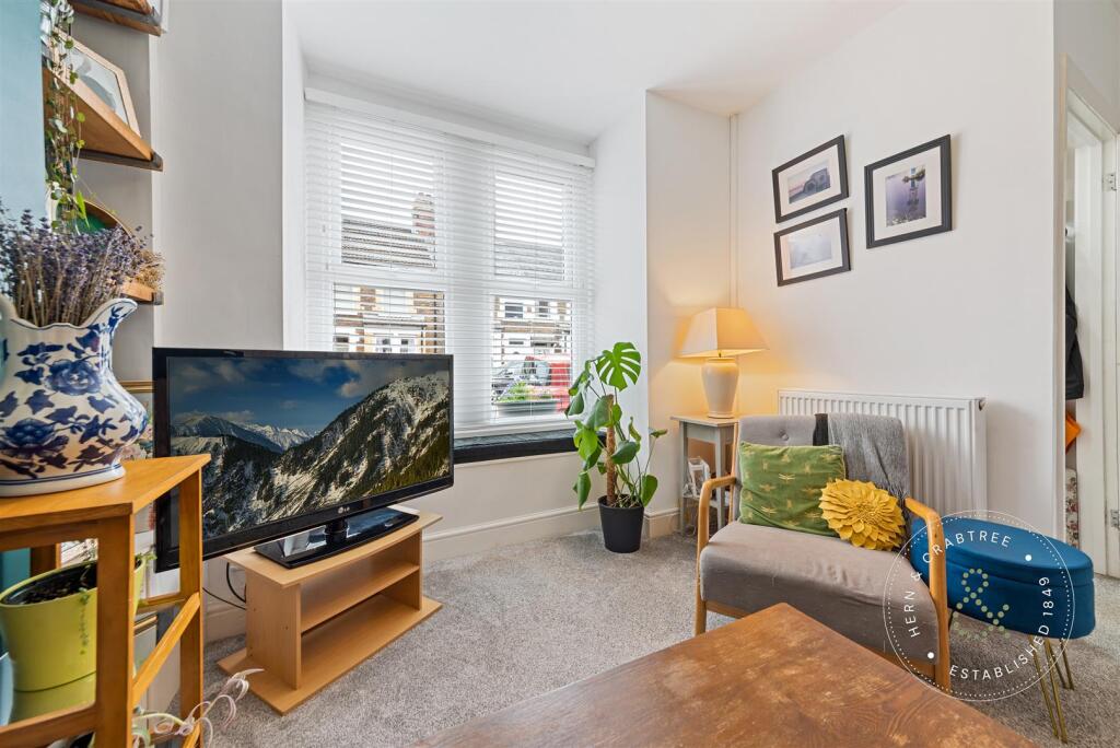 Upper-Kincraig-Street-08 copy.jpg