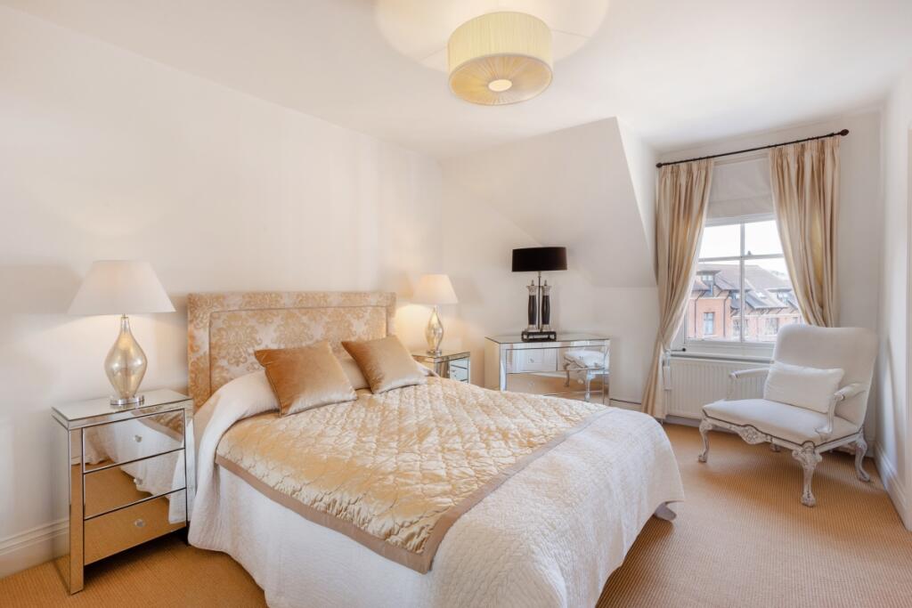 12 Royal Mansions...