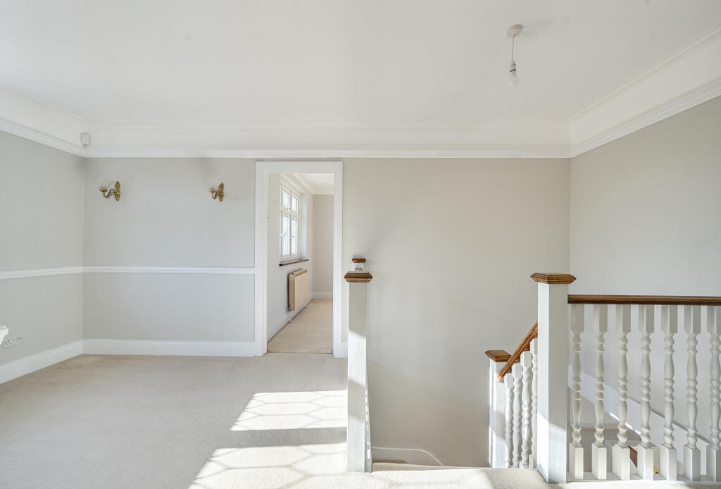 1360883-8-68dc0a3...