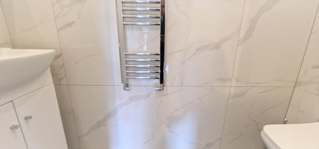 DOWN STAIRS WC