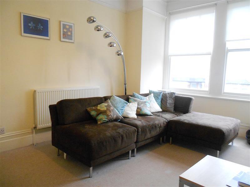 lounge (Medium)
