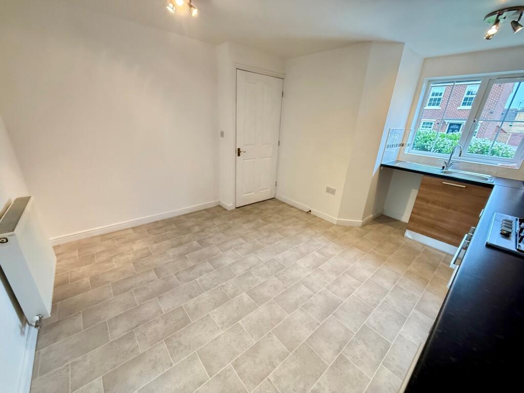 Kitchen (2)