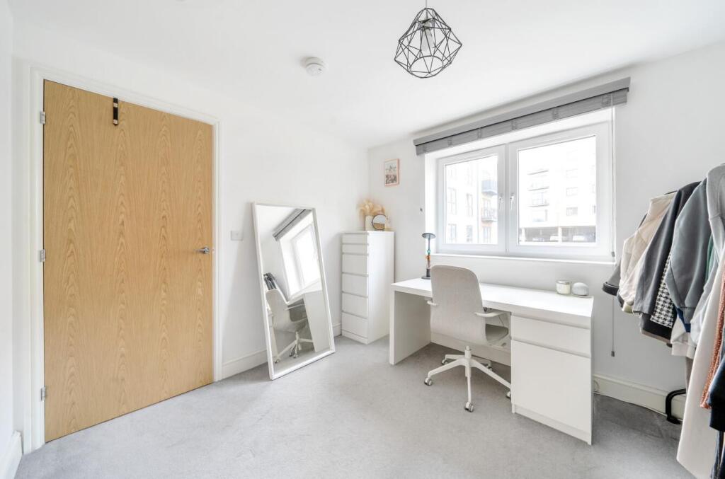 2nd Bedroom