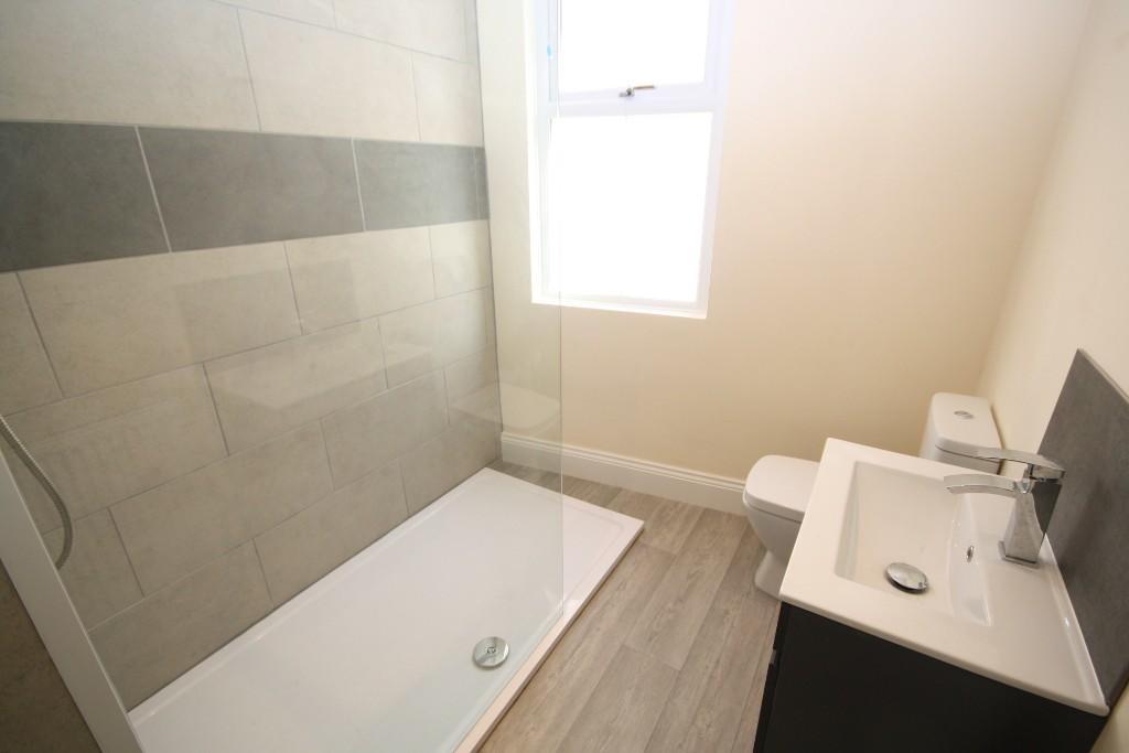 1st Floor Shower Rm