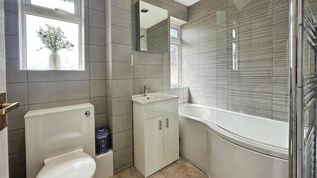 1cd4469a--4833-96CC-991D18EC71BC-51551-00001037D6B