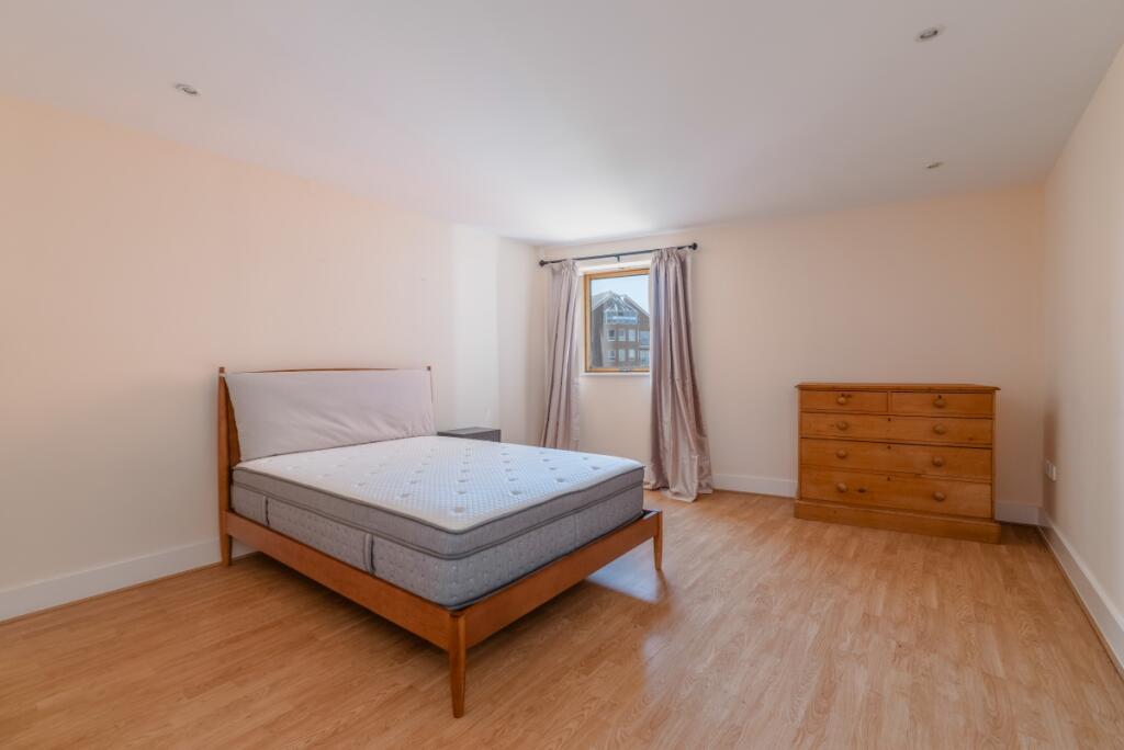 Bedroom One (2)
