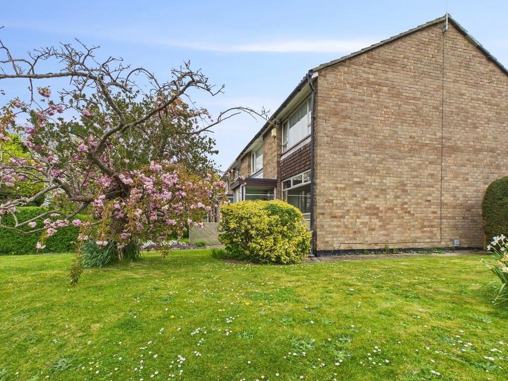 CAM05068G0-PR0015...