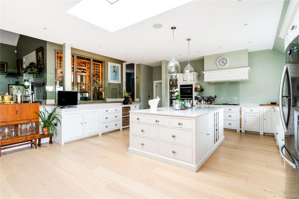 Breakfast Kitchen