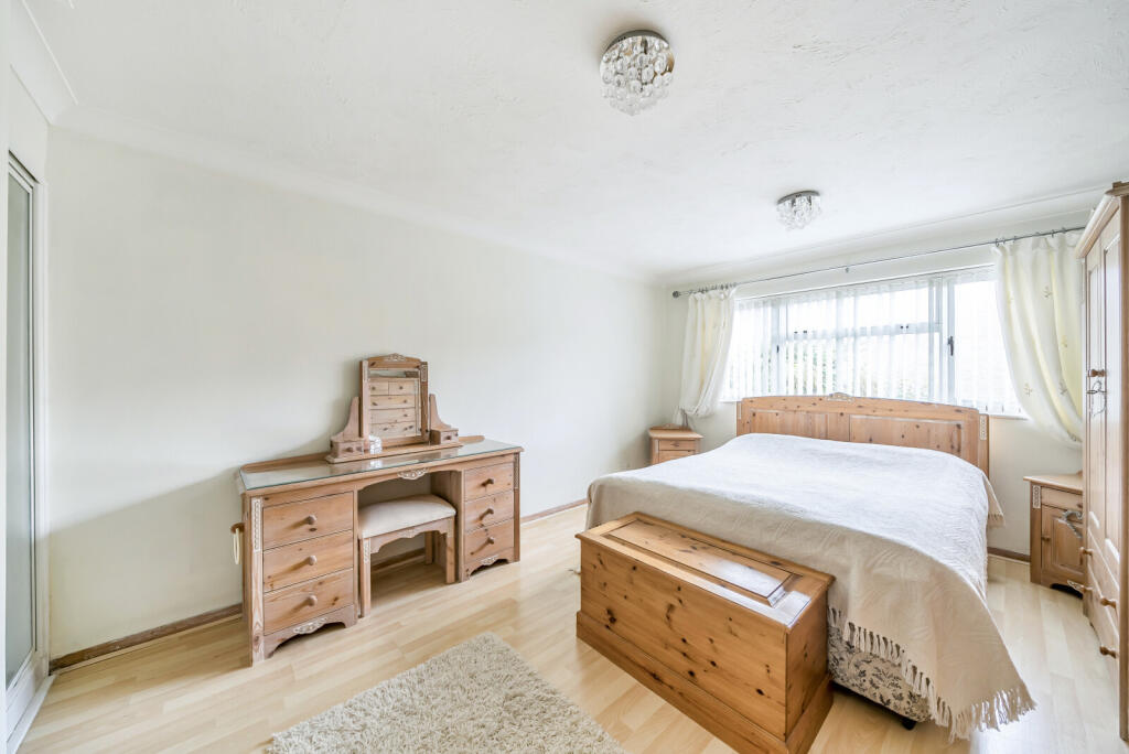 1346547-6-68b16ee...