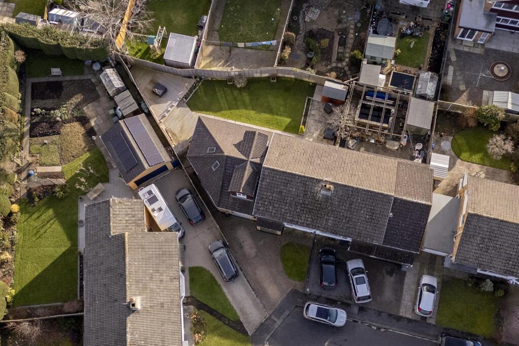 11_Thornwood_Covert_Externals_3.jpg