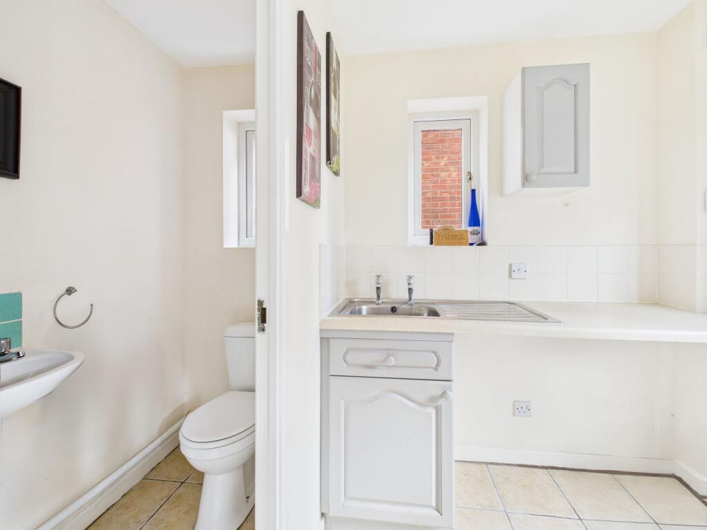 Utility Room/Downstairs WC