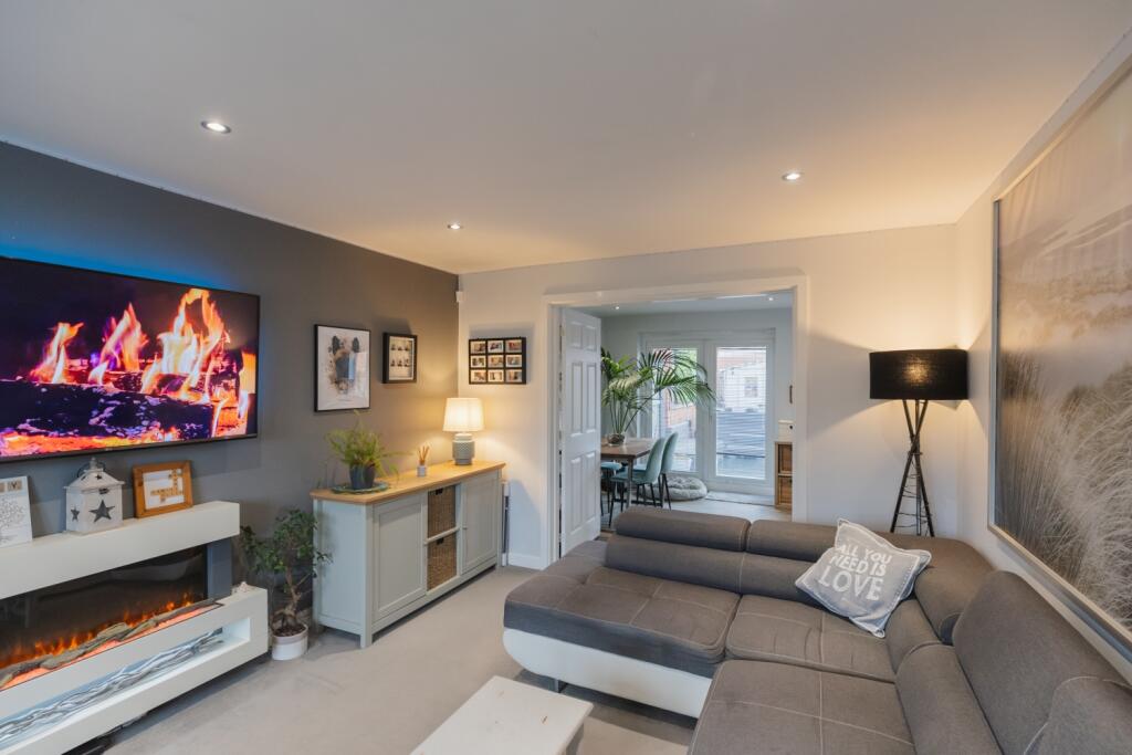 EWEMOVE HARTLEPOOL-12