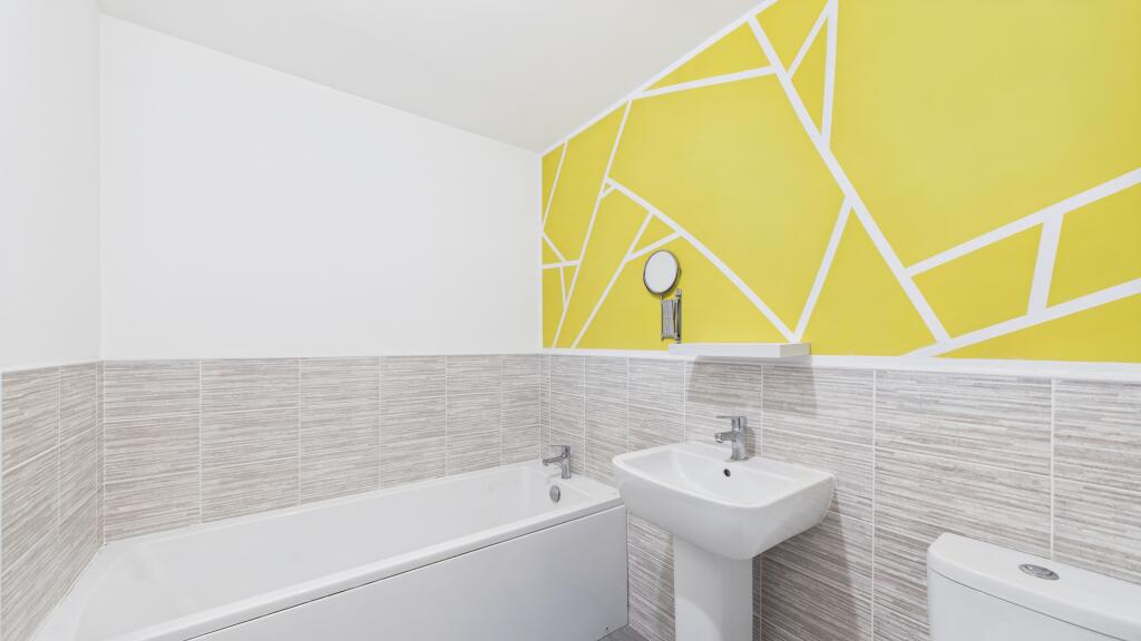 Crampbark Road - Bathroom 1 (1)