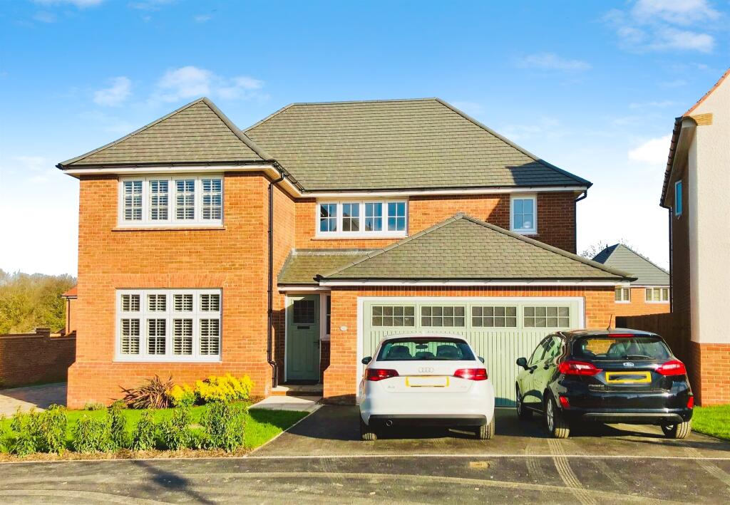 Pilling Way, Scissett, Huddersfield