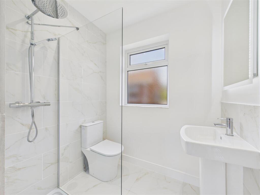 Ensuite 2