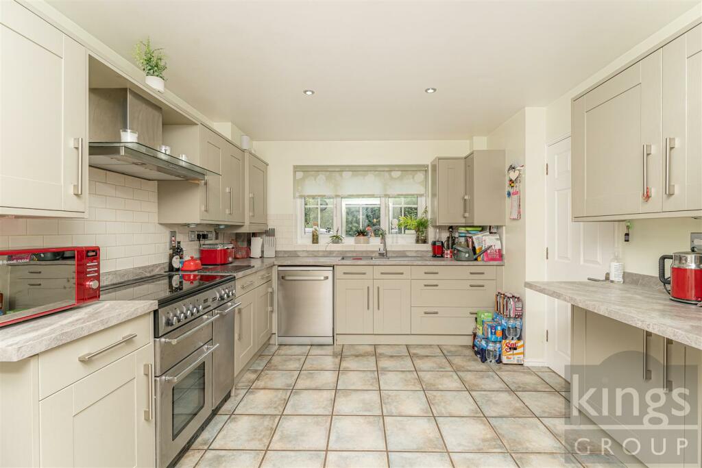 Kitchen_one.jpg