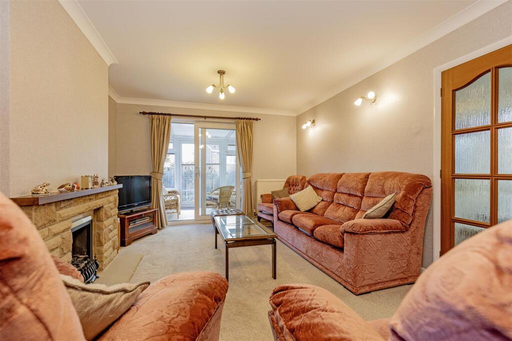 Reception Room-2.jpg