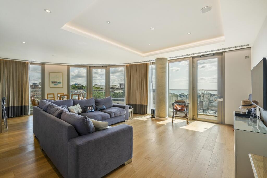 2 Terrace Mount Residences 323519 05