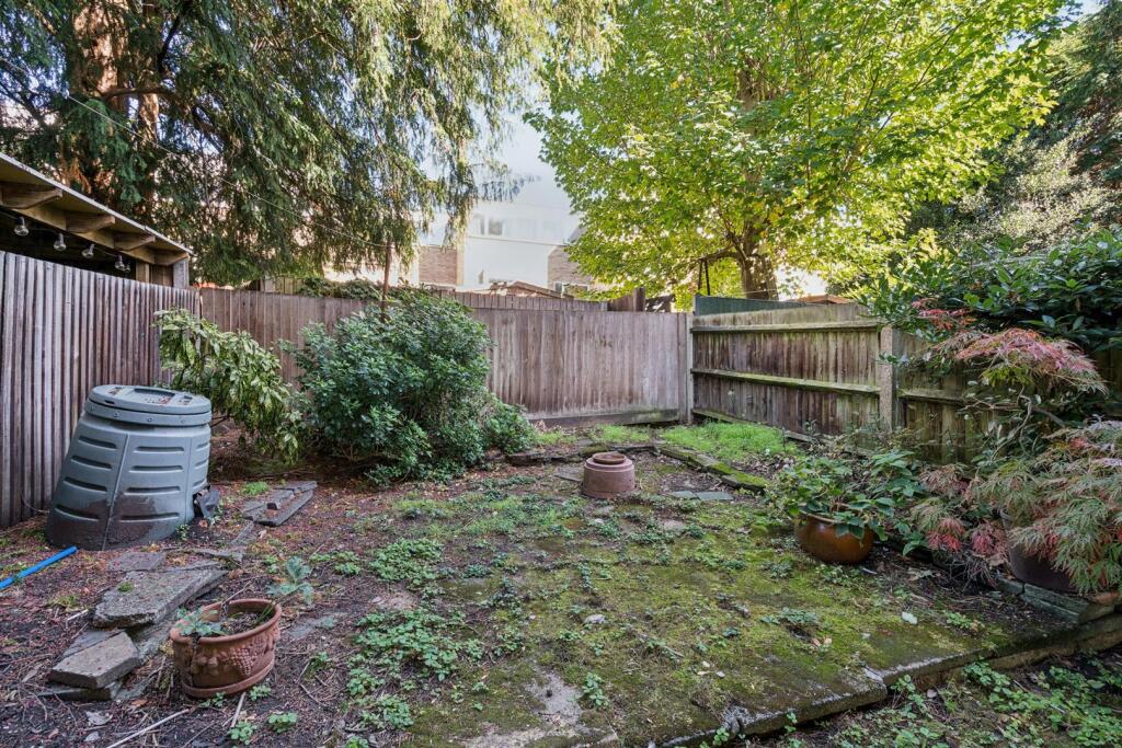 45 Oak Hill External 2.jpg
