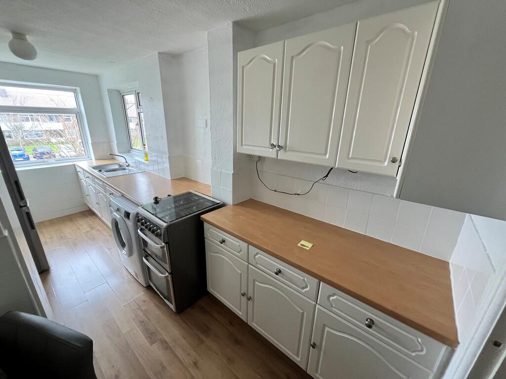 Kitchen 1