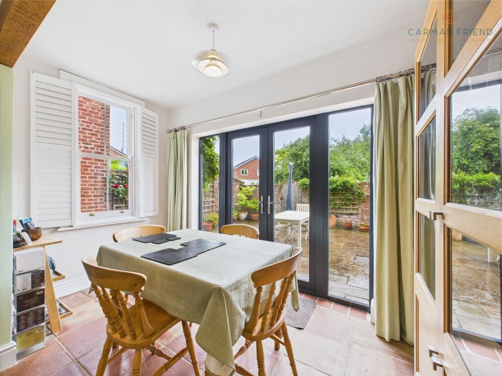 Kitchen/Dining Room
