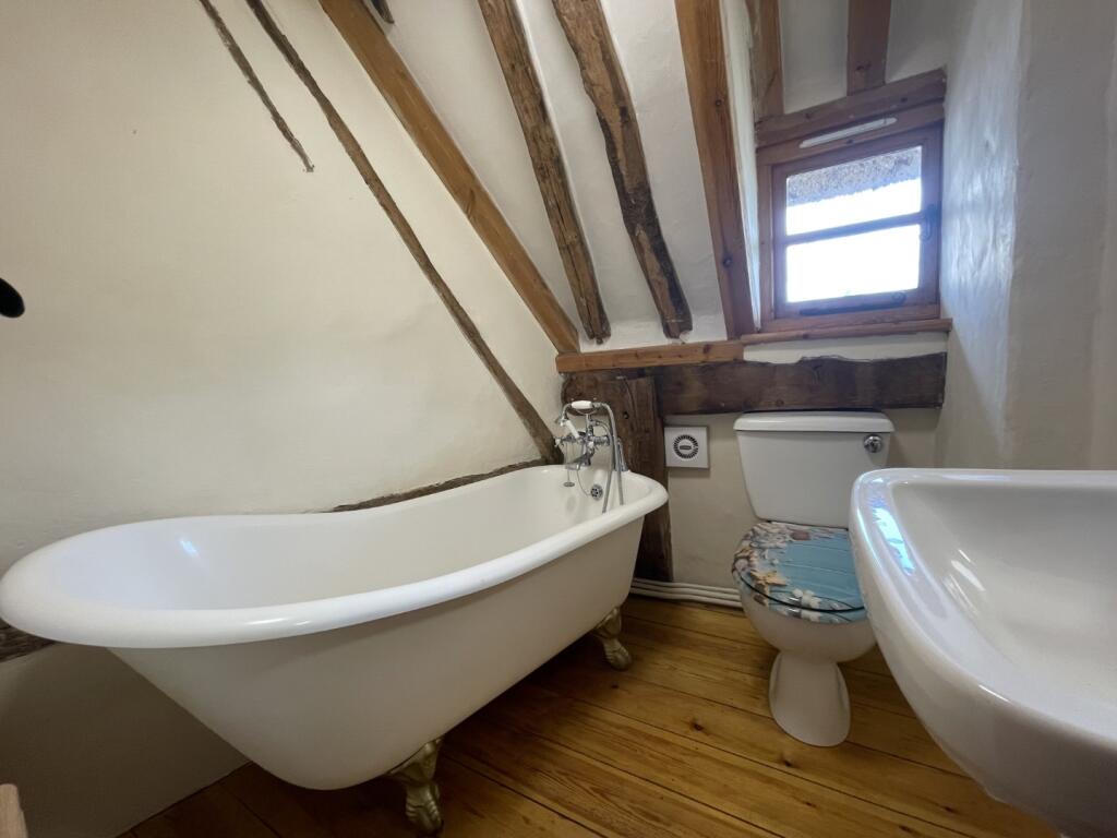 Bathroom T202511131743.jpeg