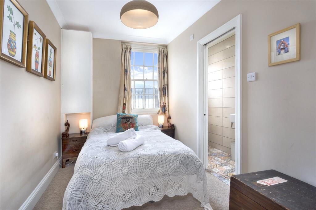 HOV200185_08