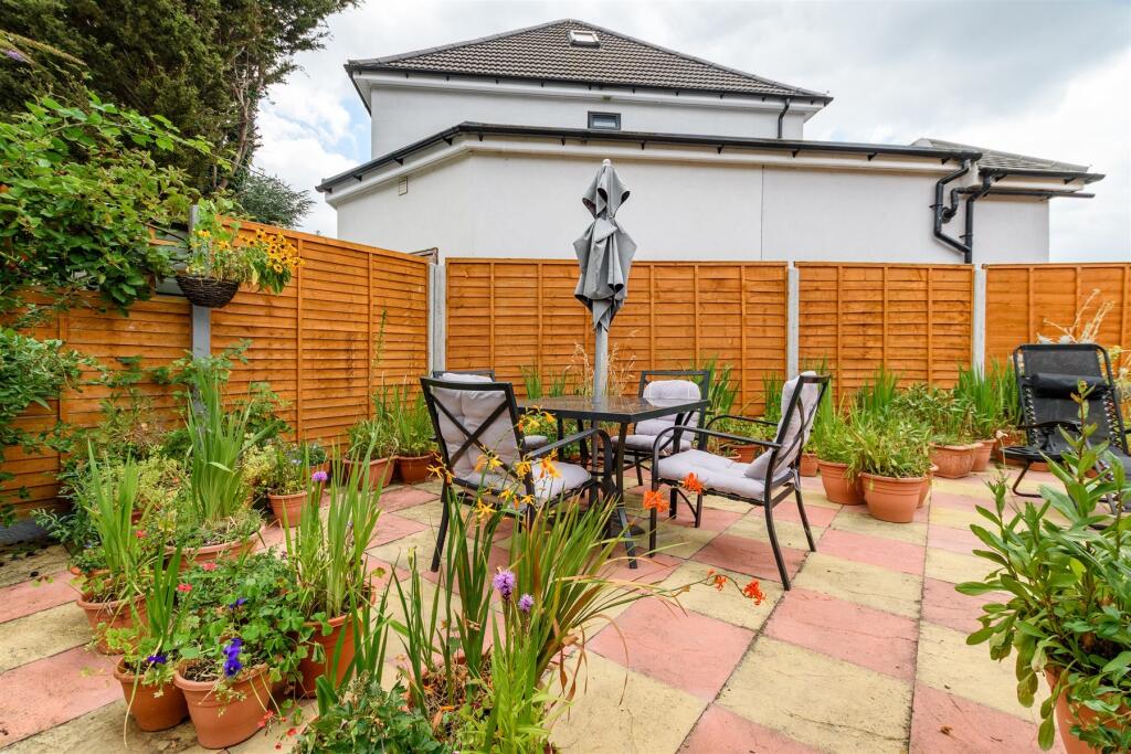 Patio / Decking