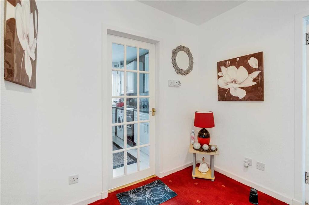 Entrance Hallway (1)