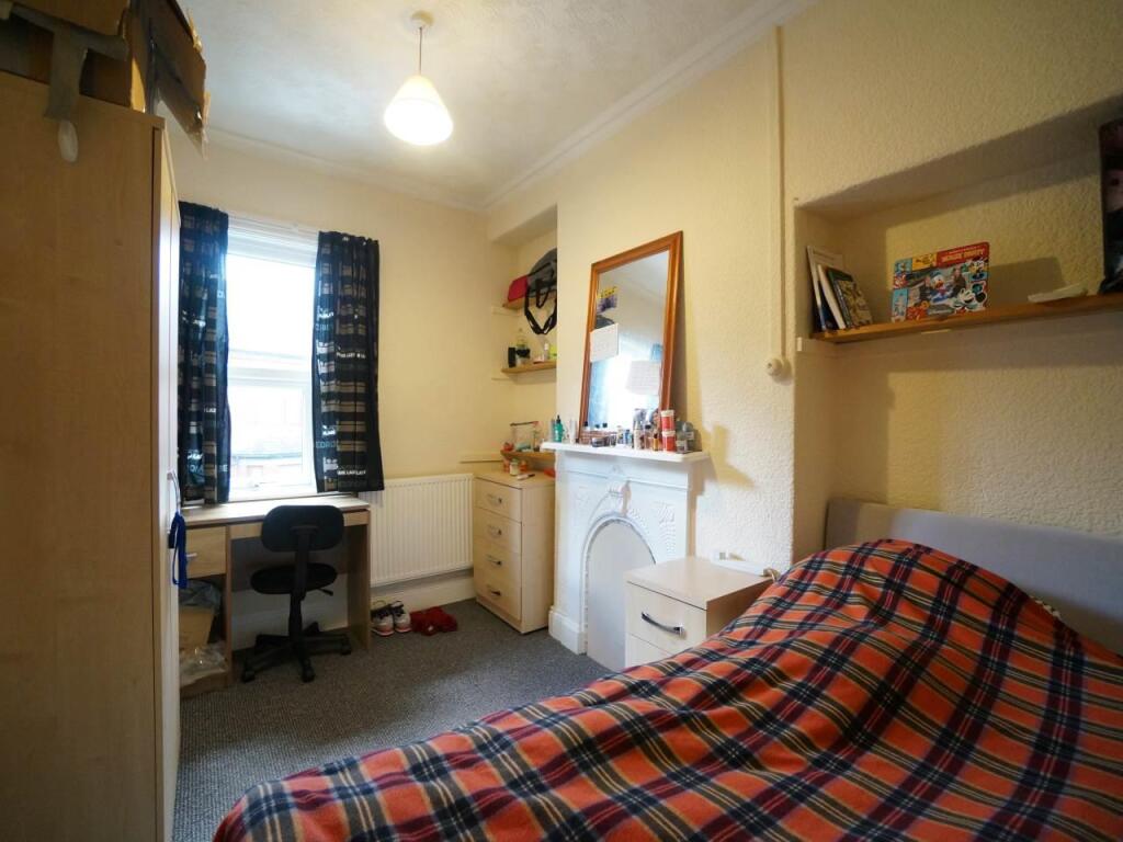 Bedroom 3.JPG