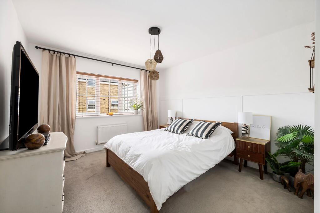 Bedroom with En-suite