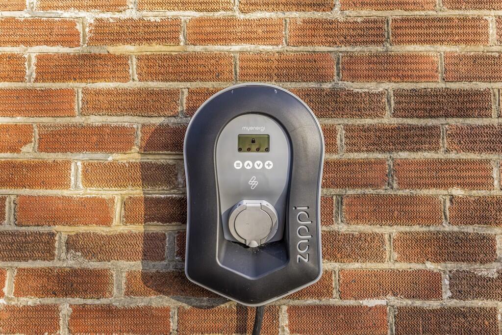 13 Grant Road, Fa...