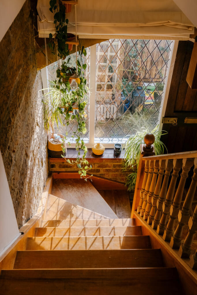 Croft-StLeonards-OldPennySchool-Interior-37