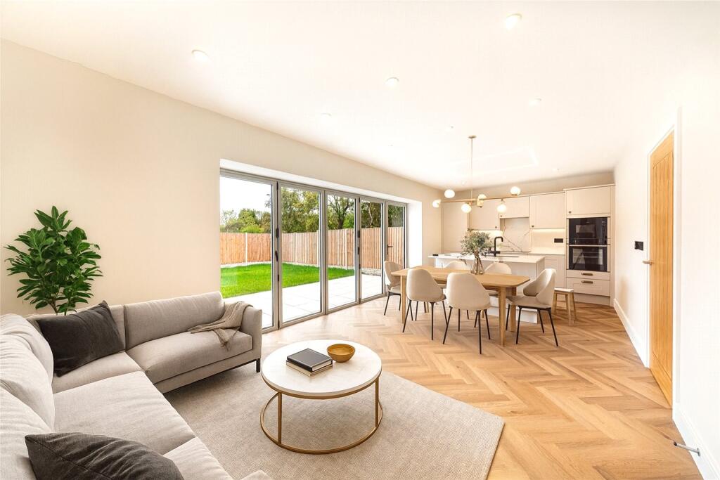 Dosthill Road, Two Gates, Tamworth, Staffordshire, B77