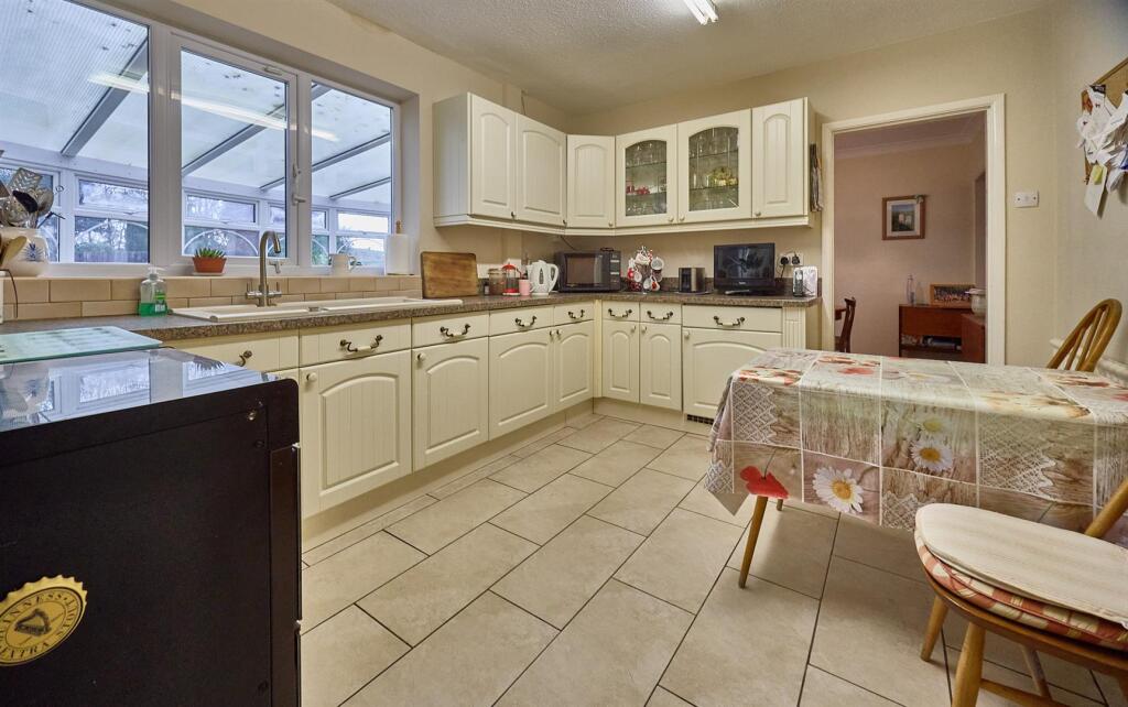 Fitted Dining Kitchen to Rear